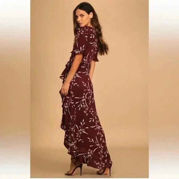 LuLu's | Short Sleeve Floral Maxi Dress in great condition size medium - Picture 1 of 9